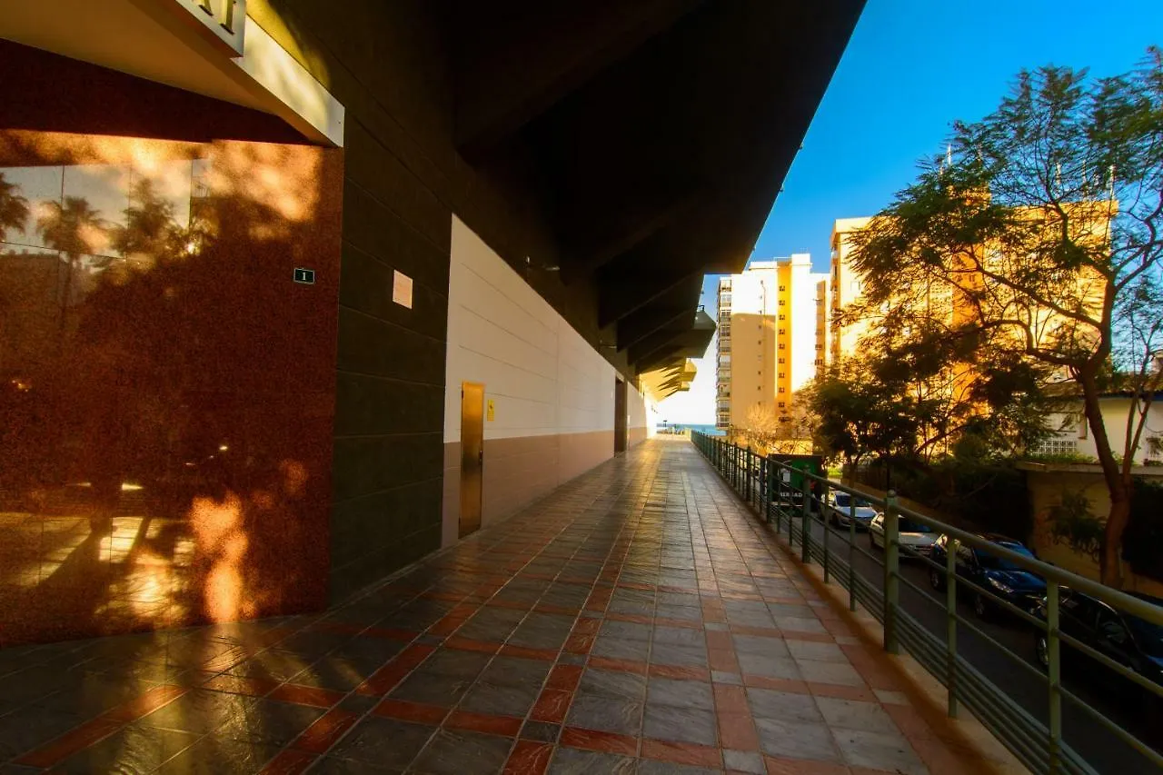 River Playa Beachfront Apartment, Large Terrace Fuengirola Ισπανία
