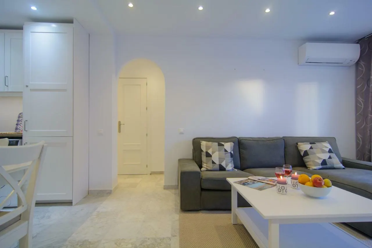 River Playa Beachfront Apartment, Large Terrace Fuengirola Spanien